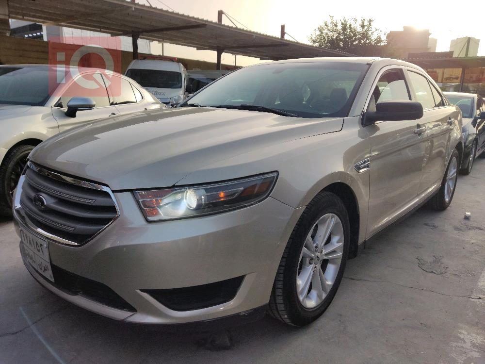 Ford Taurus
